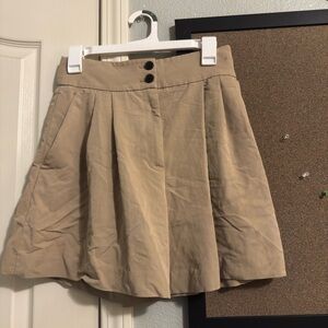 Classic Tan Women's Loose Shorts